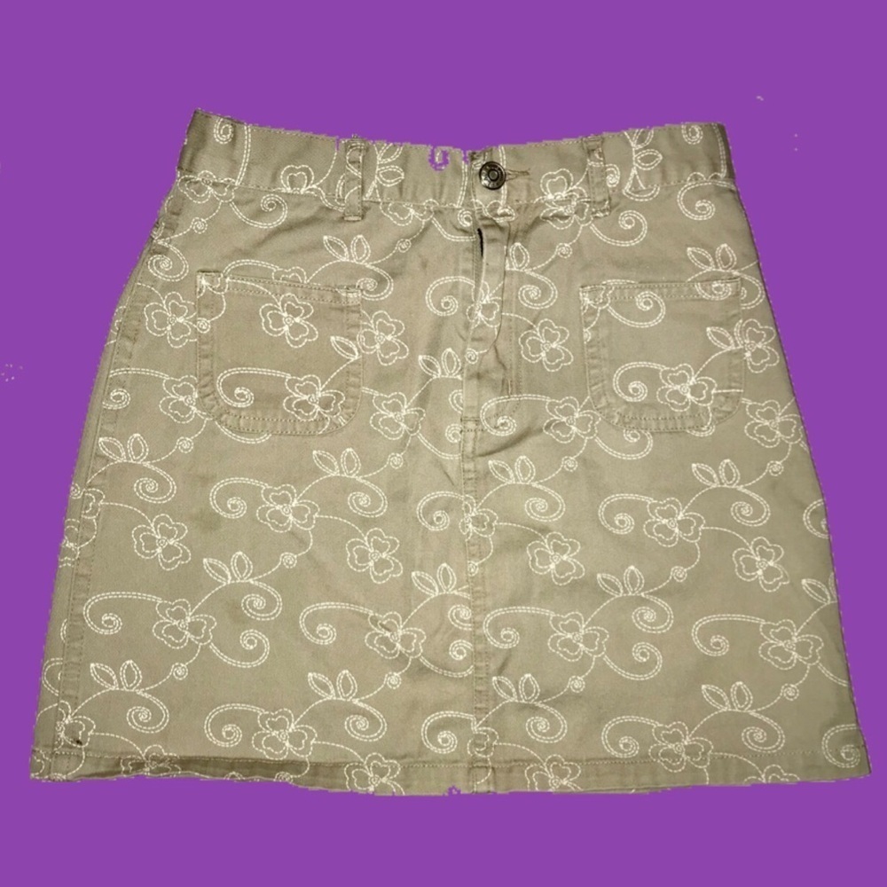 Girls Khaki Flower Skirt size 8 Children’s Place